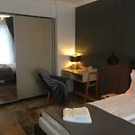 Flori De Iulie Апартаменты Брашов
