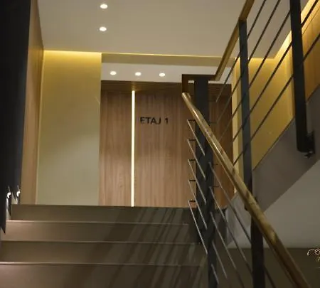 Flori De Iulie Appartement