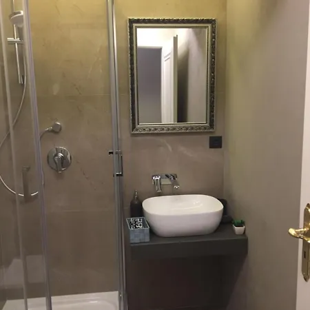 Appartement Flori De Iulie Braşov