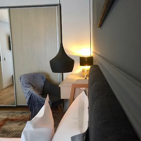Appartement Flori De Iulie Braşov