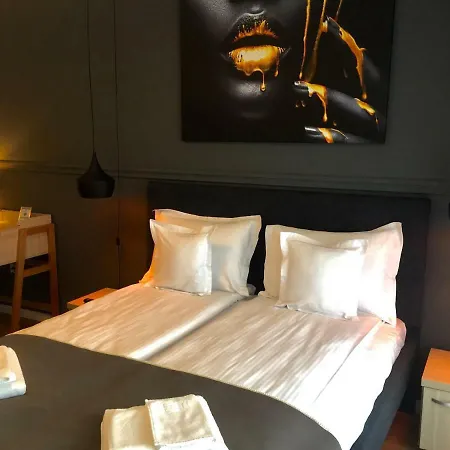 Appartement Flori De Iulie *