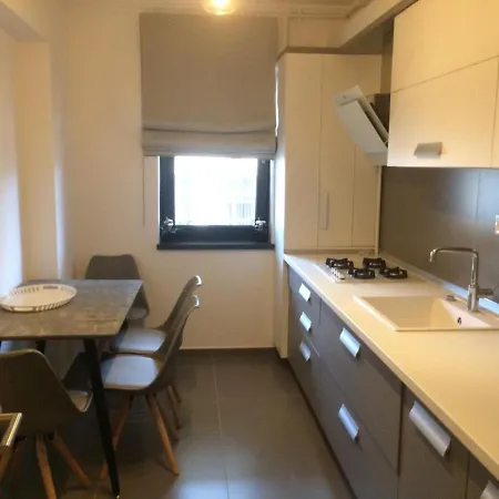 Flori De Iulie Appartement *