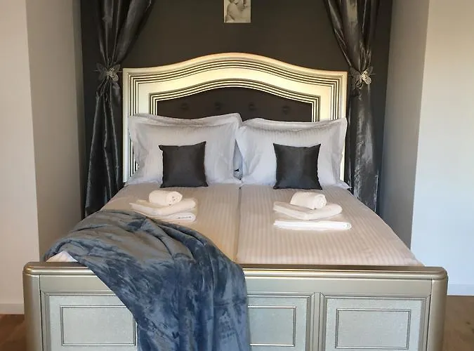 Flori De Iulie Apartament *