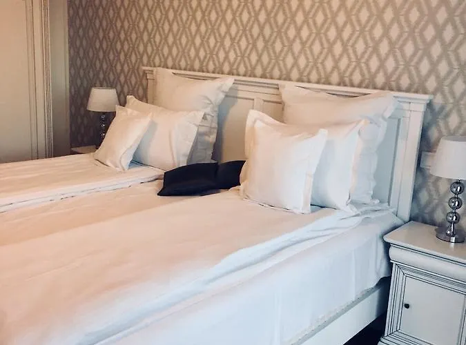 Διαμέρισμα Flori De Iulie *