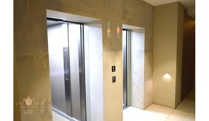 Apartament Flori De Iulie