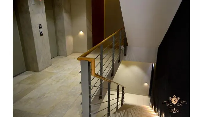 Διαμέρισμα Flori De Iulie