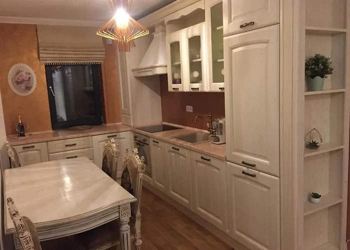 Flori De Iulie Apartment *