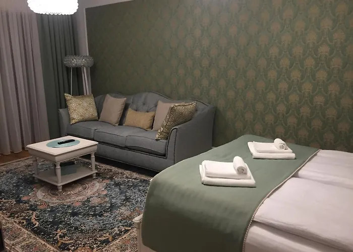 Flori De Iulie Apartment *