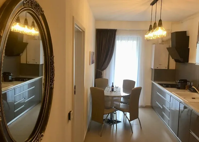 Apartament Flori De Iulie Brașov