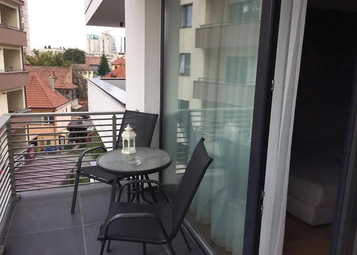 Flori De Iulie Apartment Brasov